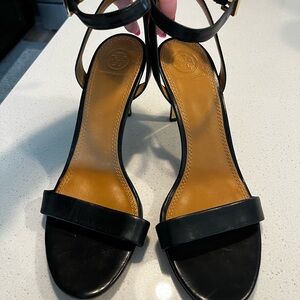 Tory Burch heels size 9